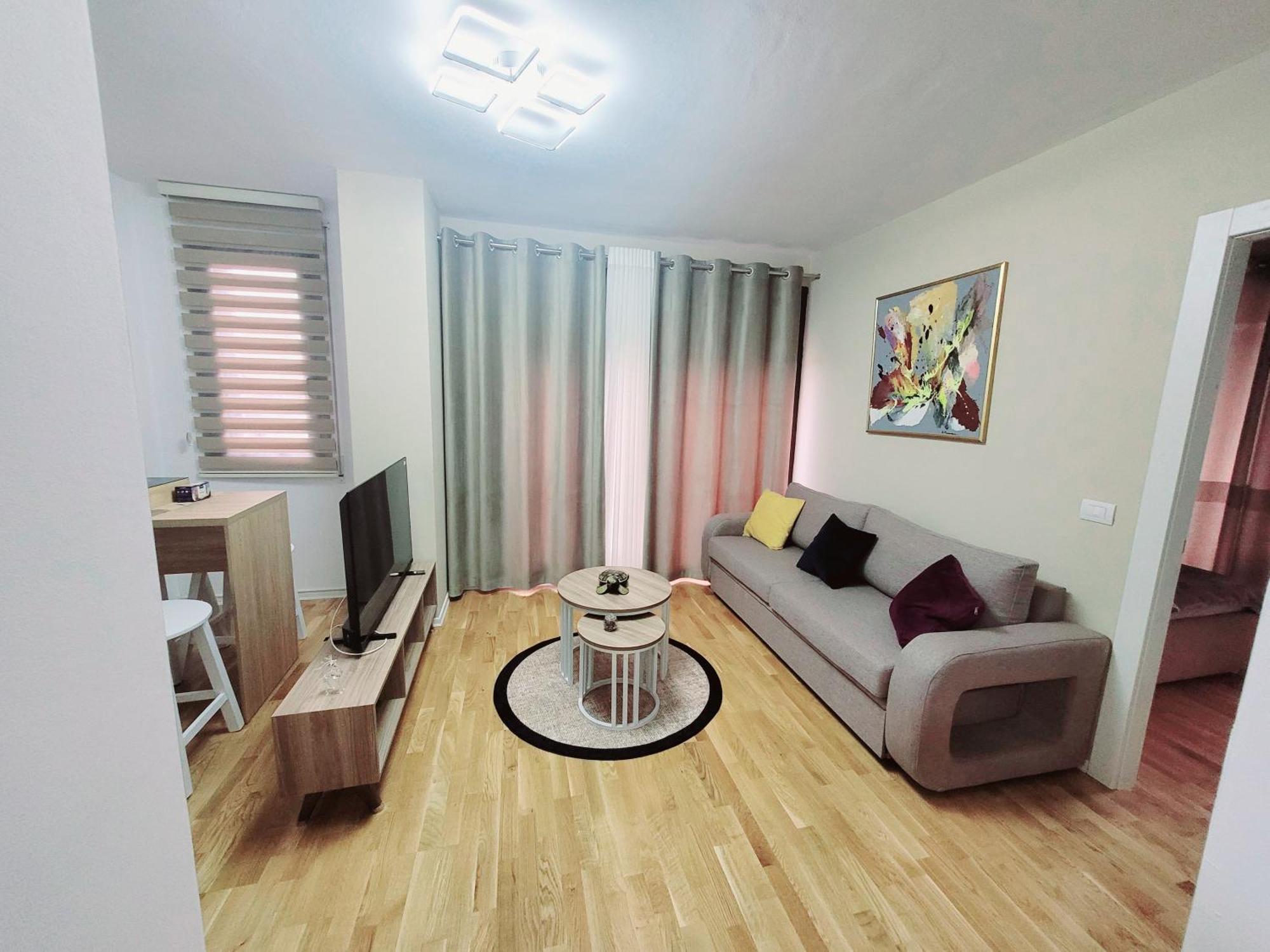 Sui' Apartment تيرانا الغرفة الصورة